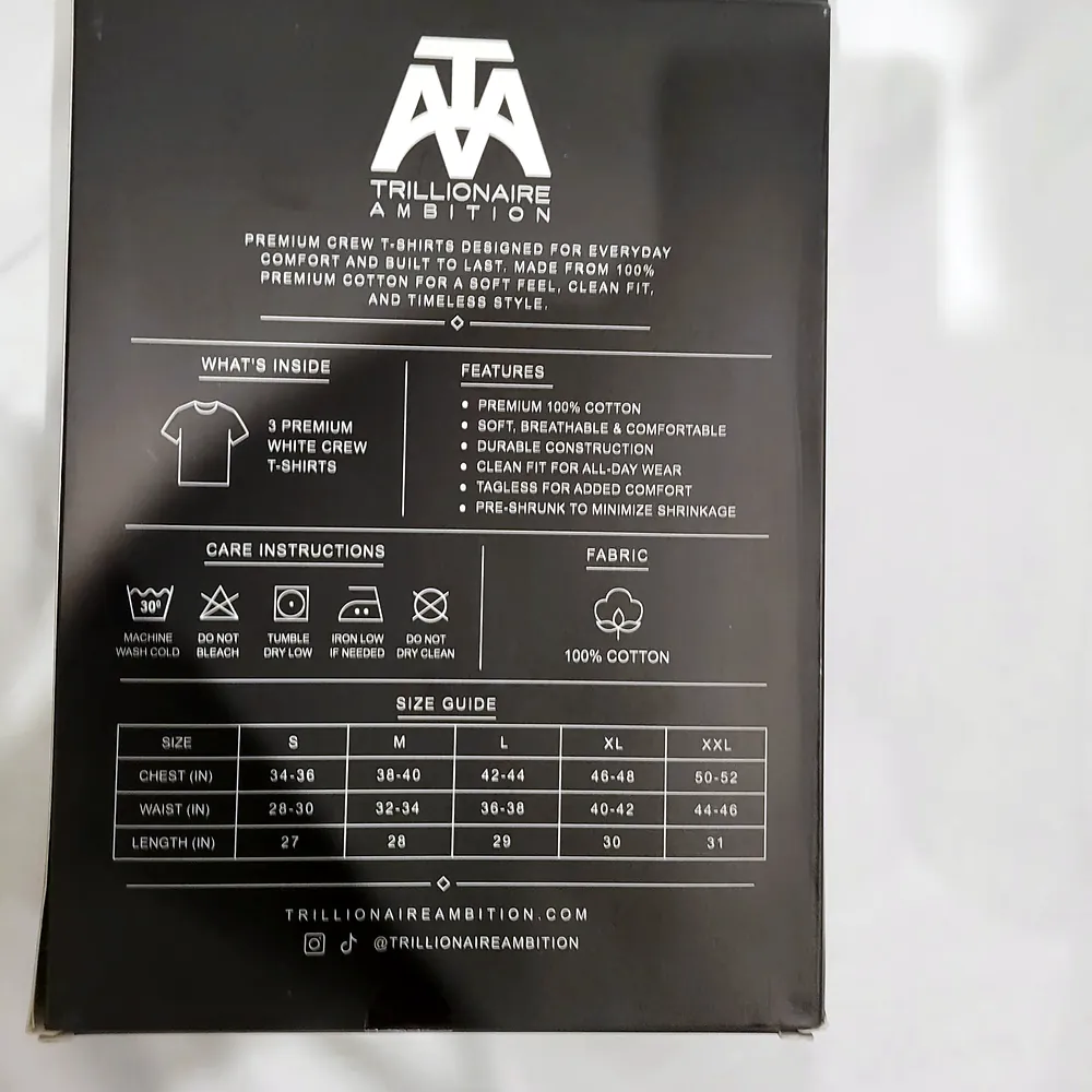 Photo of the back of the box: what's inside, features, care and the size guide